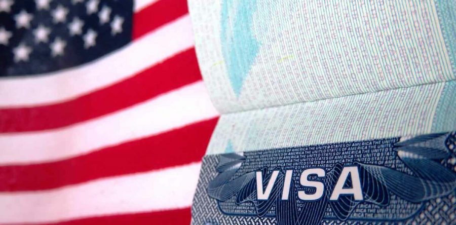 Перевод документов для украинцев, прибывших в Европу: визы и статус беженца